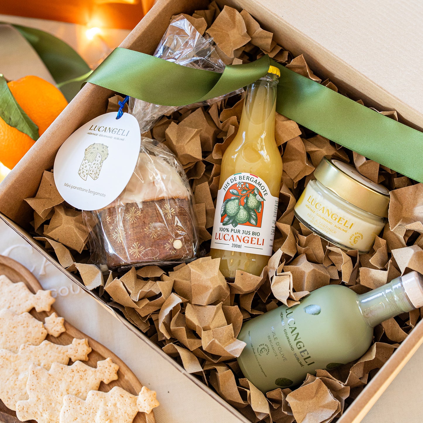 GIFT BOX TO MAKE UP
