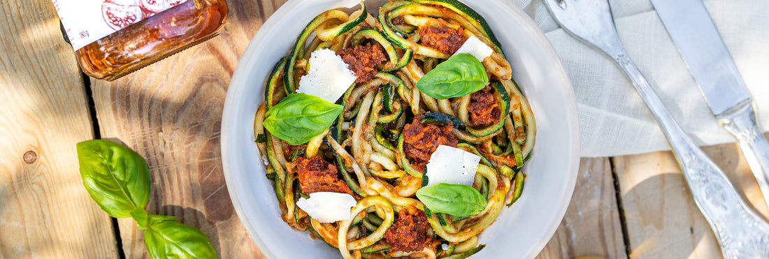Plat pâtes courgette et tartinable tomates séchées
