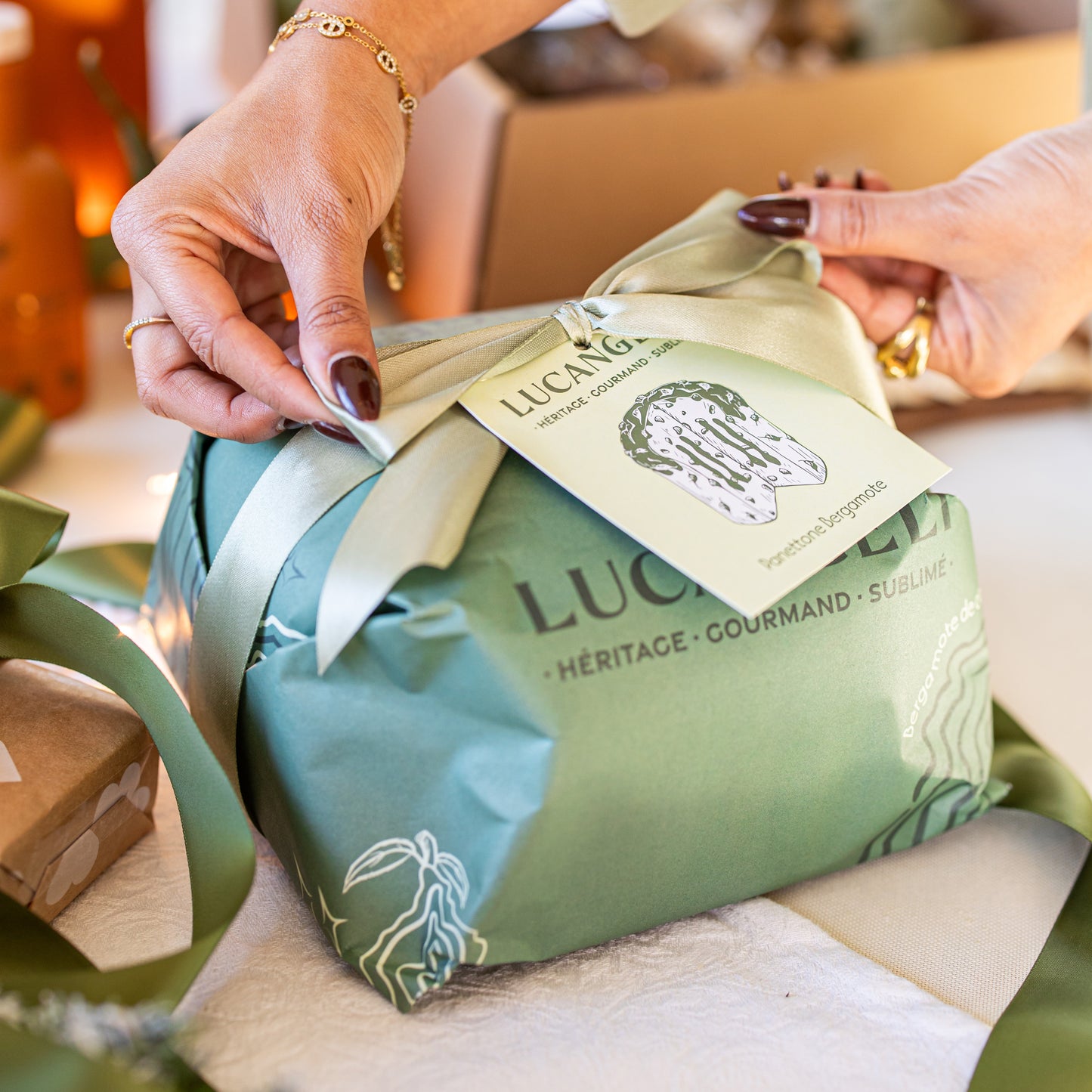 PANETTONE ARTIGIANALE 1KG CON CREMA AL BERGAMOTTO