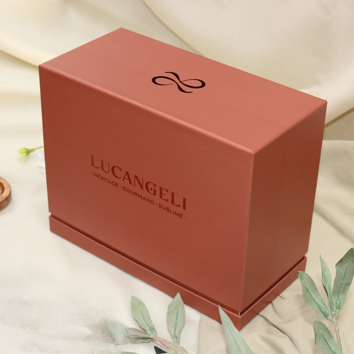 COFFRET TRIO À COMPOSER - COFFRET TERRACOTTA À DORURE POUR 3 BOUTEILLES 200 ML