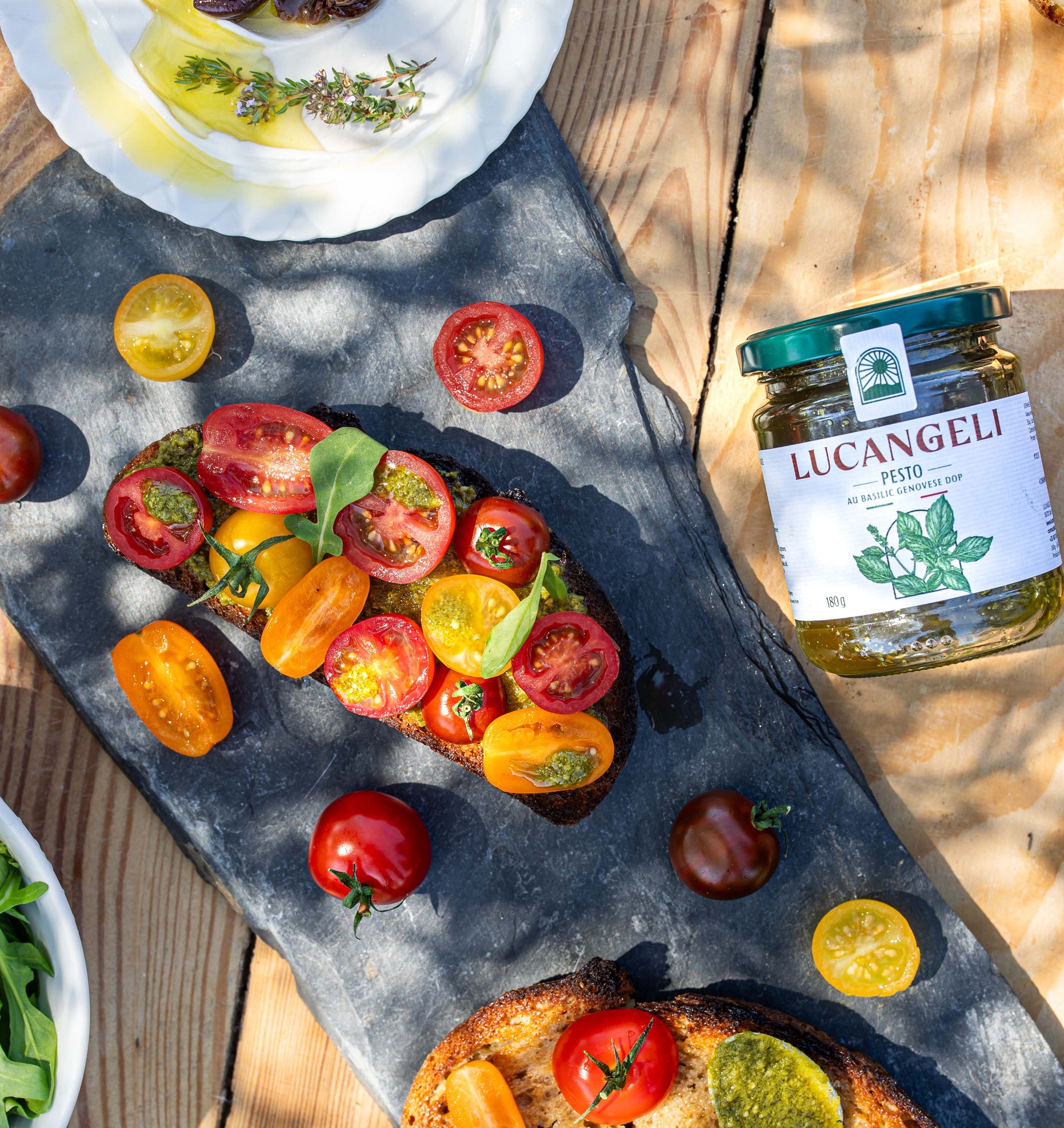 Tartine de pesto et tomate LUCANGELI